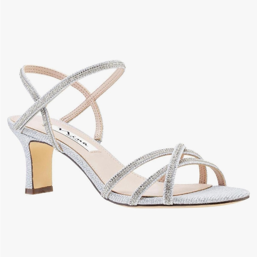 NEW Nina Nanette True Silver Luna Shine
Sandals, Size 11M